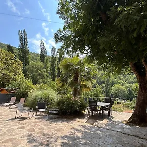 Aux Doux Refuges De La Muse Montjaux